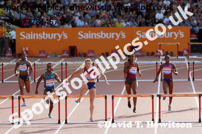 Eilidh Child on her way to winning the 400 metres hurdles at the Glasgow Diamond League. Photo: David T. Hewitson/Sports for All Pics